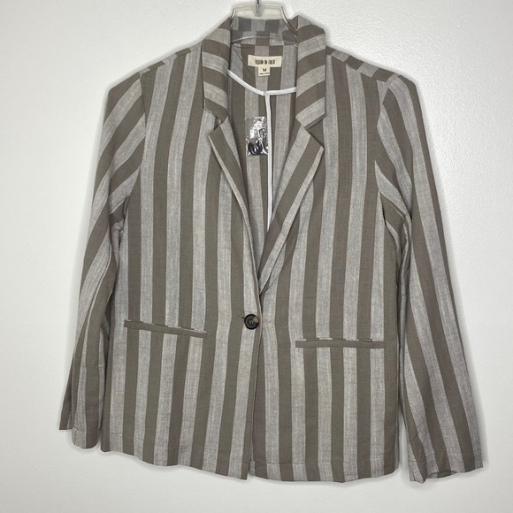 Fashon on Earth Jackets & Blazers - Gray Striped Linen Rayon Blazer Jacket Size Medium By Fashion On Earth